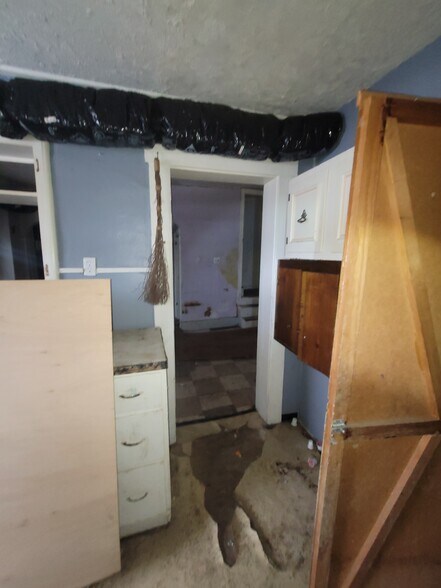 More Photos Of 1823 W 8th St, Muncie Multifamily For Sale