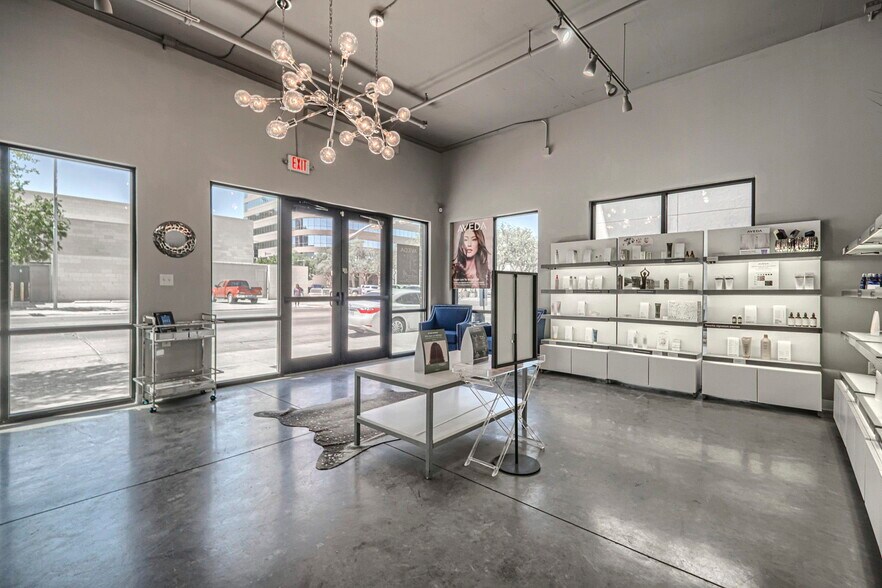 More Photos Of 100 N Main St, Midland Apartments For Lease