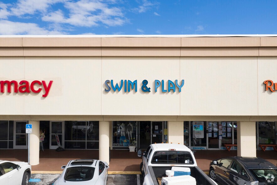 More Photos Of 4600 Gulf Blvd, Saint Petersburg Unknown For Lease