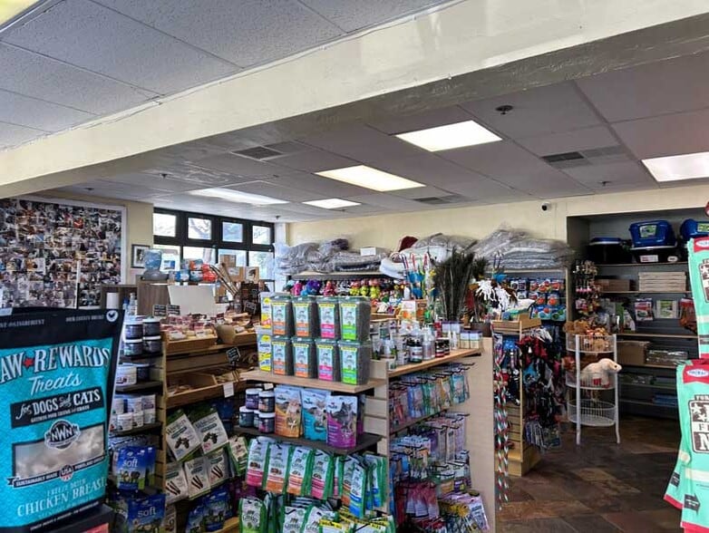 More Photos Of 3701 Geary Blvd, San Francisco Apartments For Sale