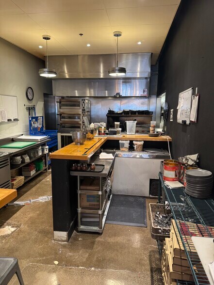 More Photos Of 16 Saint Lawrence Ave, Reno Freestanding For Lease