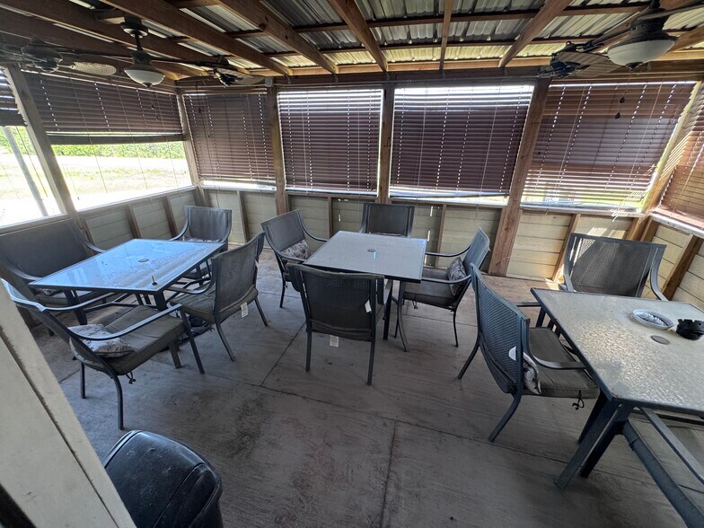 More Photos Of 252 FM 3162, Sandia Restaurant For Sale