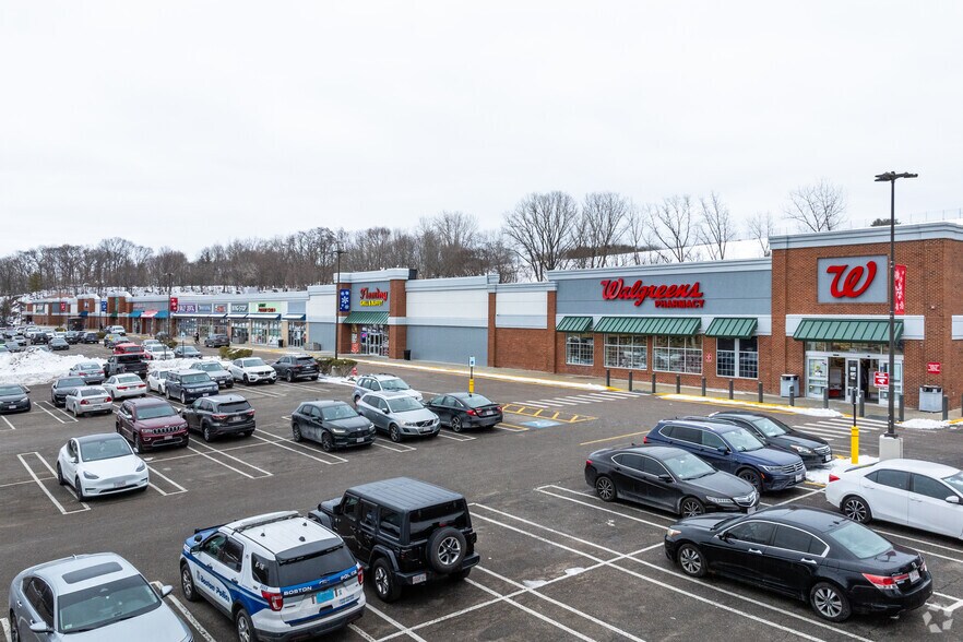 More Photos Of 940-980 American Legion Hwy, Roslindale Freestanding For Lease