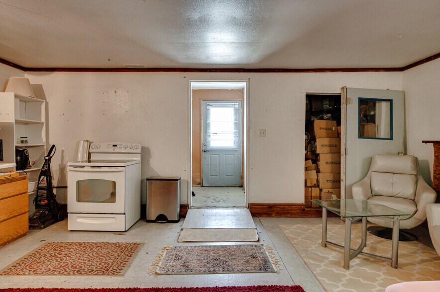 More Photos Of 39618 NE 216th Ave, Amboy Freestanding For Sale
