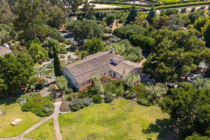 More Photos Of 249 Lambert Rd, Carpinteria Specialty For Sale