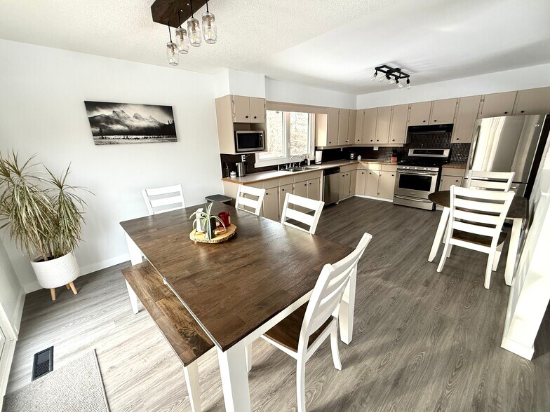 More Photos Of 28045 Township Road 384, Red Deer County Industrial For Sale