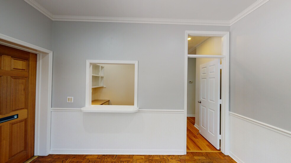 More Photos Of 2127 10th Ave, Vero Beach Office Residential For Sale