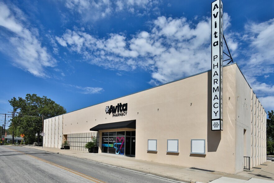 Primary Photo Of 2602-2608 N Main Ave, San Antonio Storefront For Sale