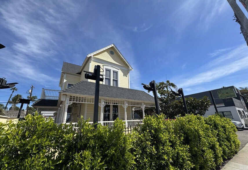 More Photos Of , Oceanside General Retail For Sale