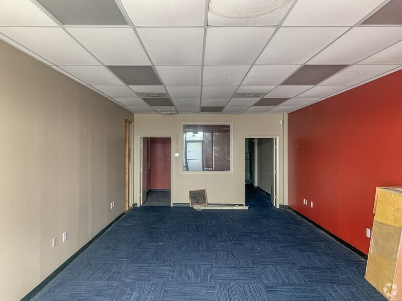 More Photos Of 1303 NASA Road One, Houston Unknown For Lease