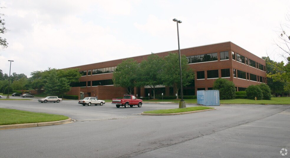 More Photos Of 1041 E Butler Rd, Greenville Office For Lease
