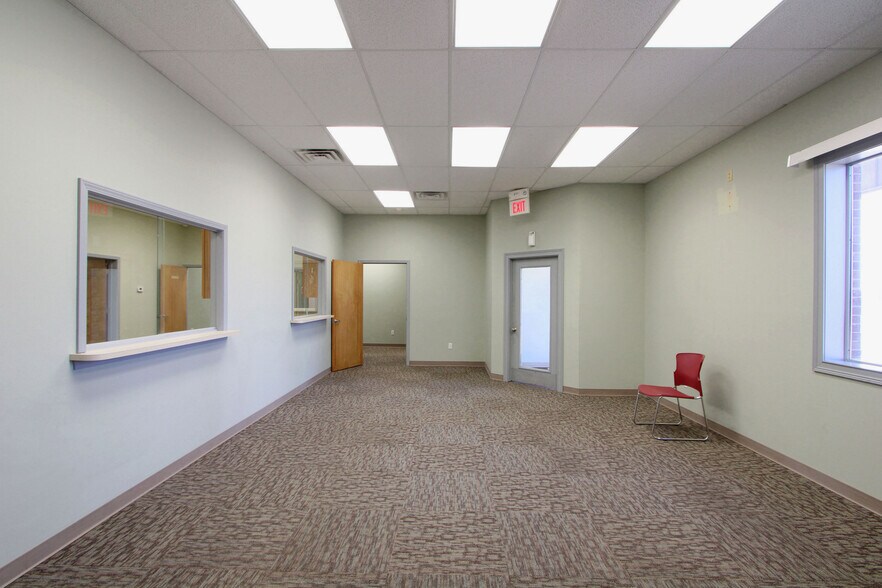 More Photos Of 1463 W Westridge Pky, Greensburg Medical For Lease