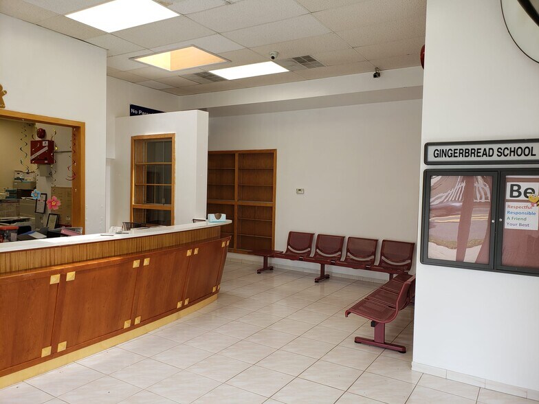 More Photos Of 80 Woodrow Rd, Staten Island Daycare Center For Lease