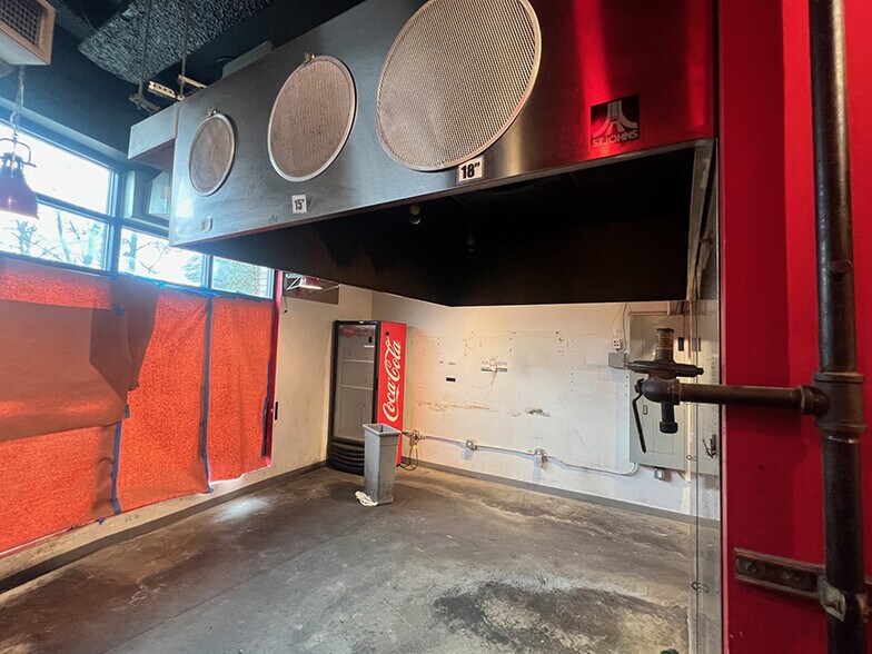 More Photos Of 7227 N Philadelphia Ave, Portland Apartments For Lease