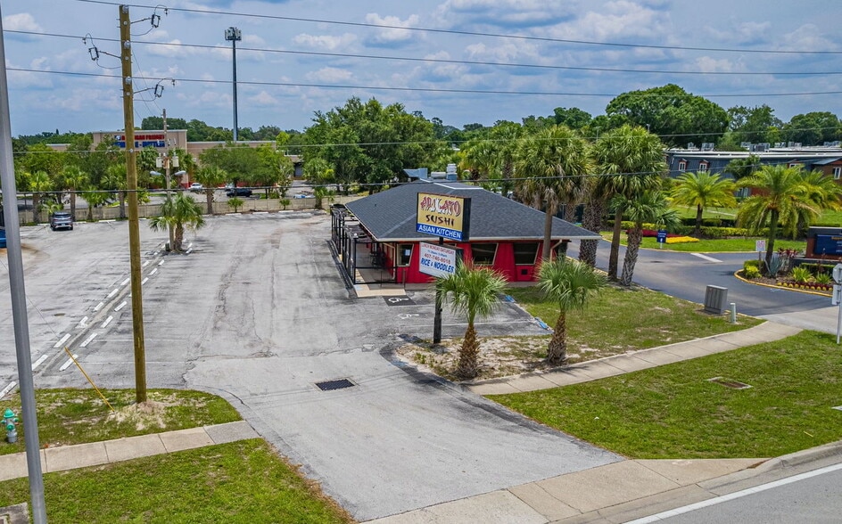 More Photos Of 1550-1560 State Road 436, Winter Park Restaurant For Lease