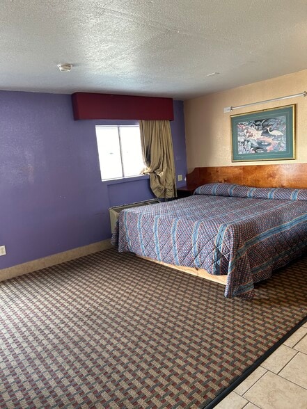 More Photos Of 3426 Fredericksburg Rd, San Antonio Hotel For Sale