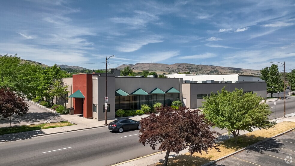 Primary Photo Of 805 N Main St, Pocatello Coworking Space