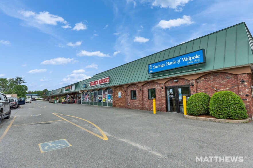 More Photos Of 30 Warwick Rd, Winchester Storefront For Sale