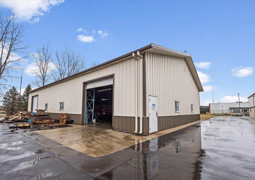 More Photos Of 69150 Skinner Dr, Richmond Warehouse For Sale