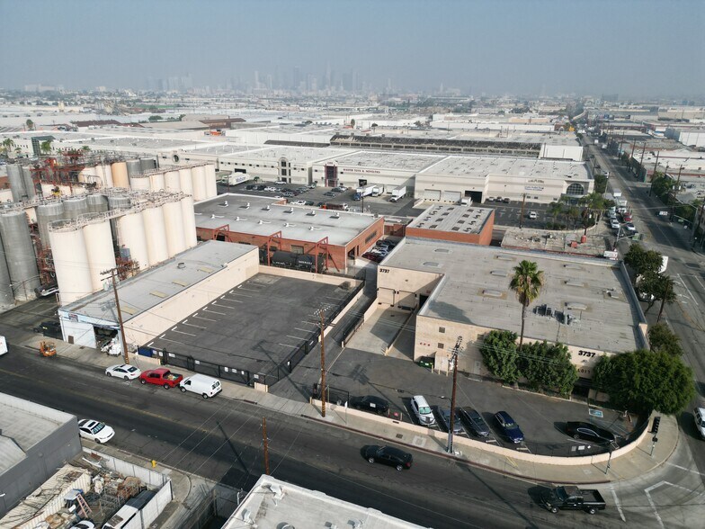 More Photos Of 3737 S Santa Fe Ave, Vernon Warehouse For Lease
