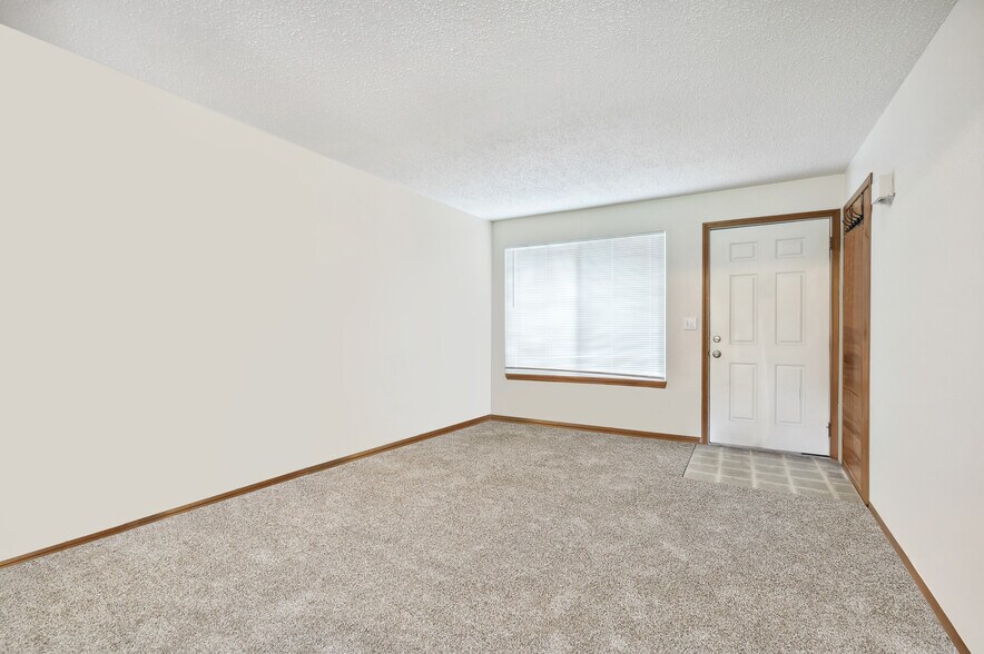 More Photos Of 1213 Cora St SE, Lacey Apartments For Sale