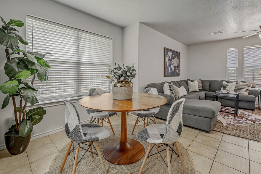 More Photos Of 1128-1136 Gridiron Drive, College Station Apartments For Sale