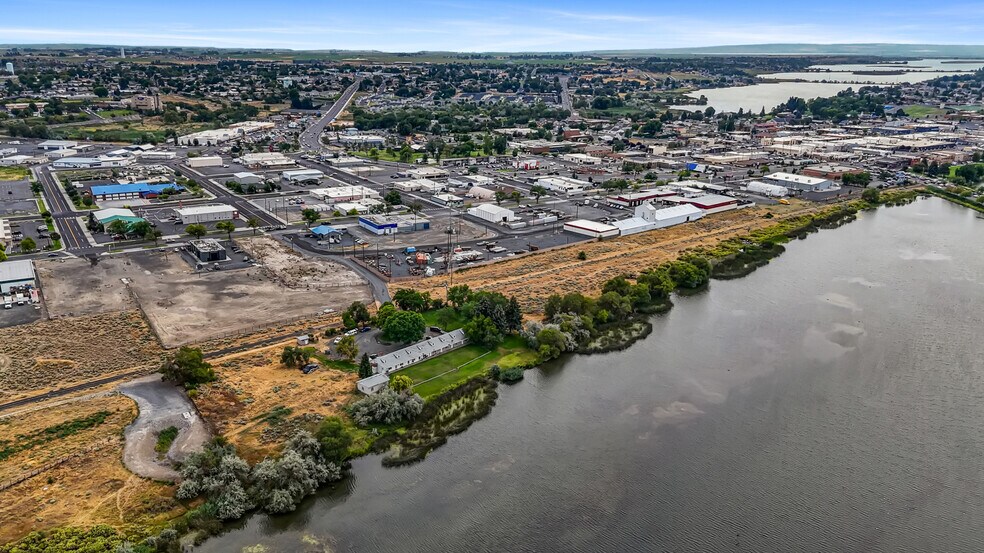 More Photos Of 510 Fig St, Moses Lake Apartments For Sale