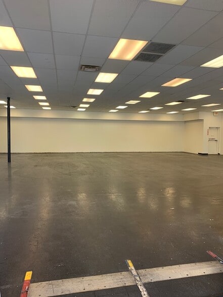 More Photos Of 2445-2497 Foothill Blvd, La Verne Storefront For Lease