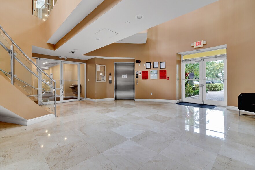 More Photos Of 12595 SW 137th Ave, Miami Office Residential For Lease