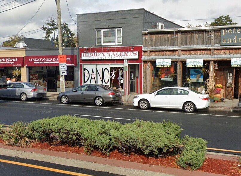 Primary Photo Of 50 Hillside Ave, Williston Park Storefront For Sale