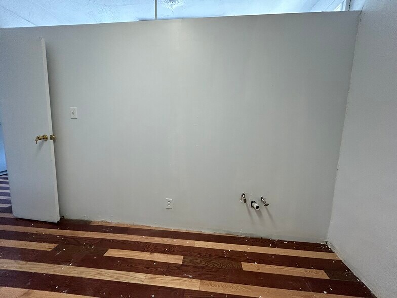 More Photos Of 1932 Kings Hwy, Brooklyn Apartments For Lease