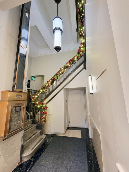 More Photos Of 240 Stockton St, San Francisco Office For Lease