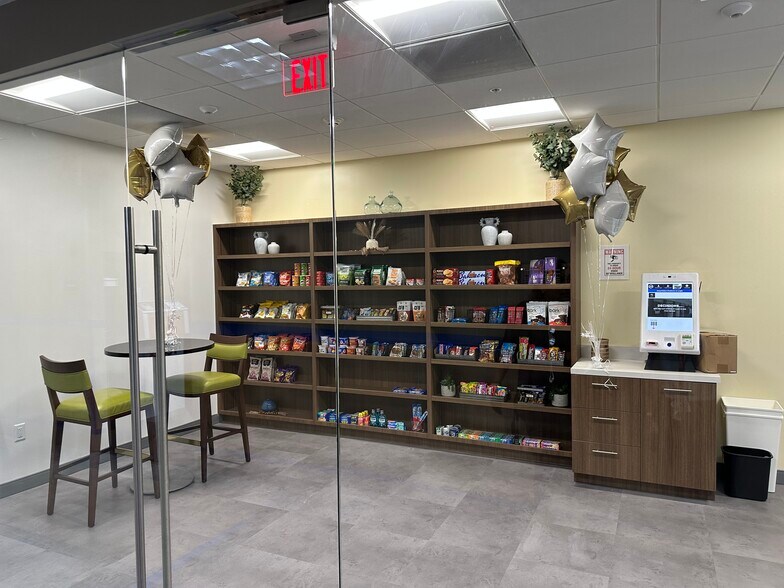 More Photos Of 13450 W Sunrise Blvd, Sunrise Office For Lease