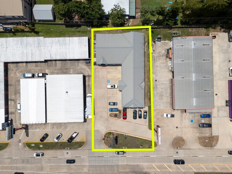 More Photos Of 26211 I-45, Spring Office For Lease