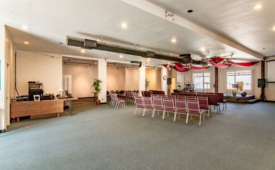 More Photos Of 1601 6th Ave, Tacoma Freestanding For Lease