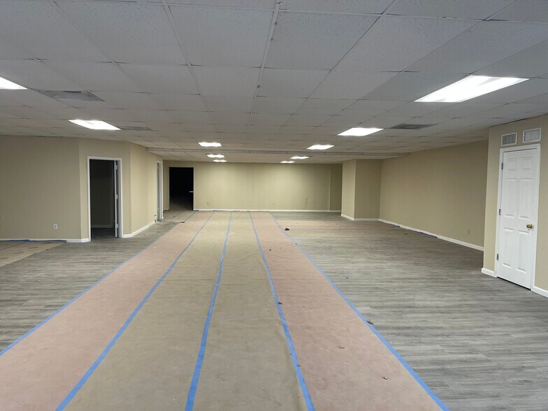 Primary Photo Of 1714 Manchester Expy, Columbus Storefront Retail Office For Lease