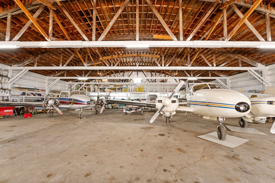 More Photos Of 1893 Airport Rd, Kalispell Warehouse For Sale