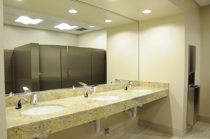 More Photos Of 7501 Greenway Center Dr, Greenbelt Office For Sale