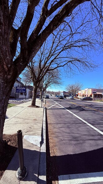 More Photos Of 211 S Easton Rd, Glenside Storefront Retail Residential For Sale