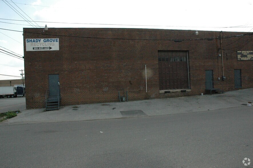 More Photos Of 11264 Old Baltimore Pike, Beltsville Warehouse For Lease