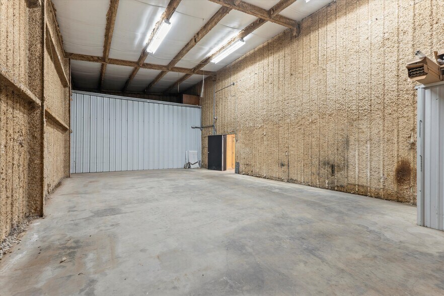 More Photos Of 2305 N State Highway 208, Colorado City Industrial For Sale