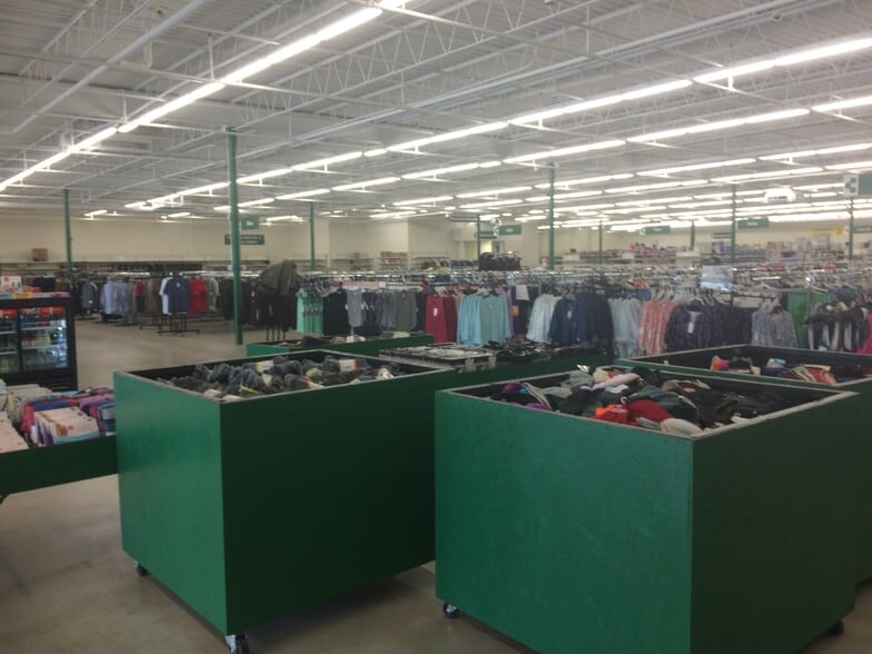 More Photos Of 3135-3159 Dixie Hwy, Erlanger Unknown For Lease