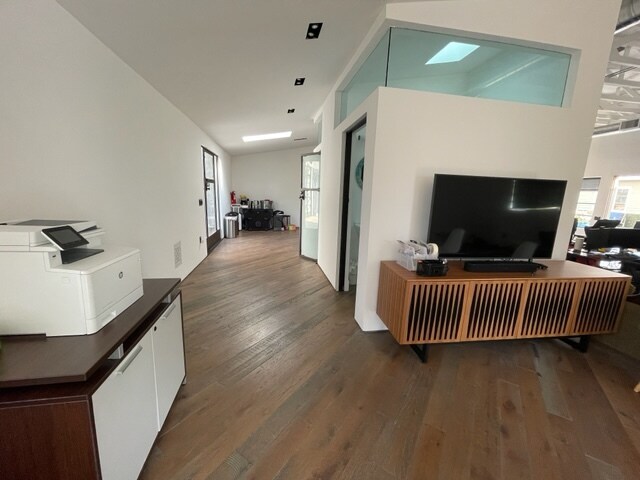 More Photos Of 612-624 Hampton Dr, Venice Loft Creative Space For Lease