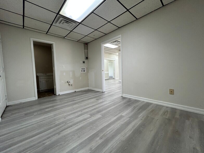 More Photos Of 440 S Hillcrest Dr, Sulphur Springs Medical For Sale