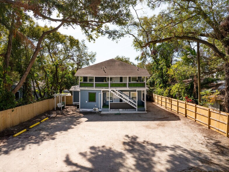 More Photos Of 806 E Chelsea St, Tampa Apartments For Sale
