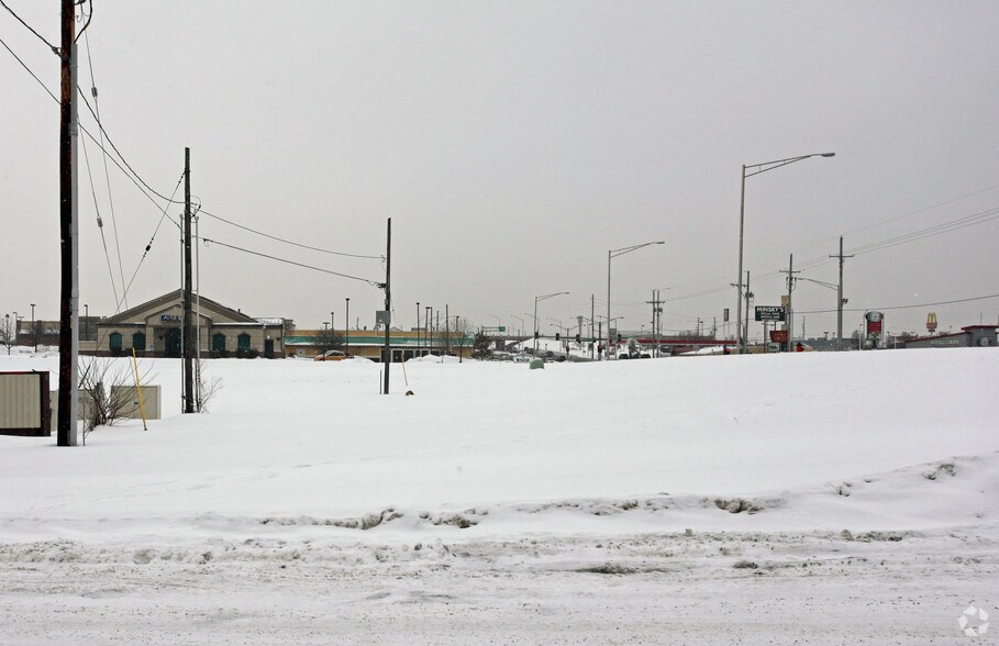 More Photos Of NW Prairie View Rd, Kansas City Land For Sale