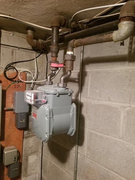 More Photos Of 73 Central Ave, Albany Storefront Retail Residential For Sale