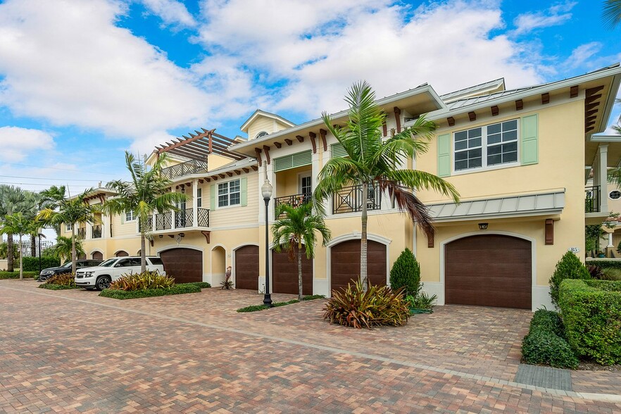 More Photos Of 3770 County Line Rd, Tequesta Apartments For Sale