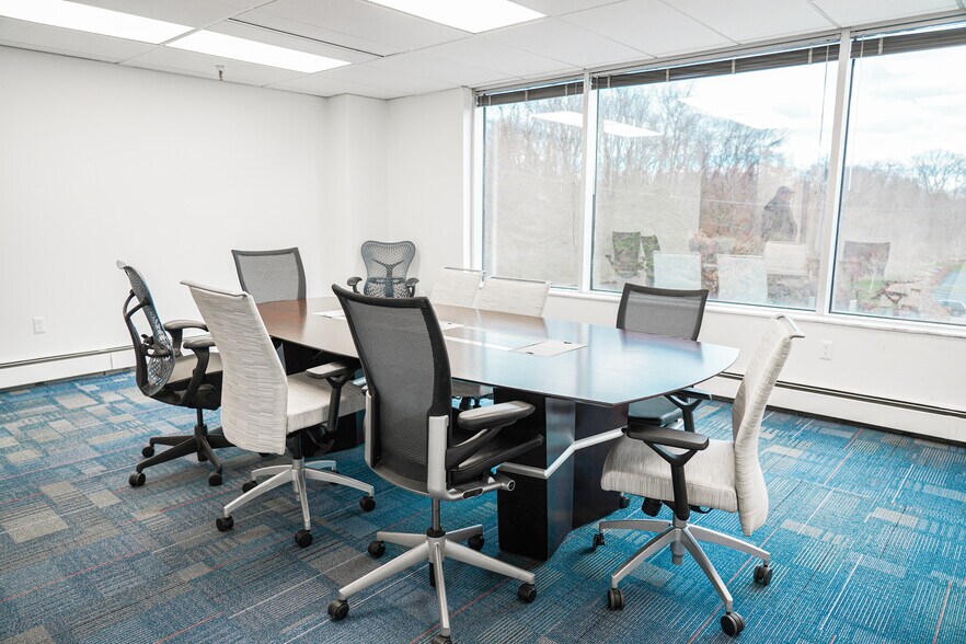 More Photos Of 1 Penn Center Blvd, Pittsburgh Unknown For Lease