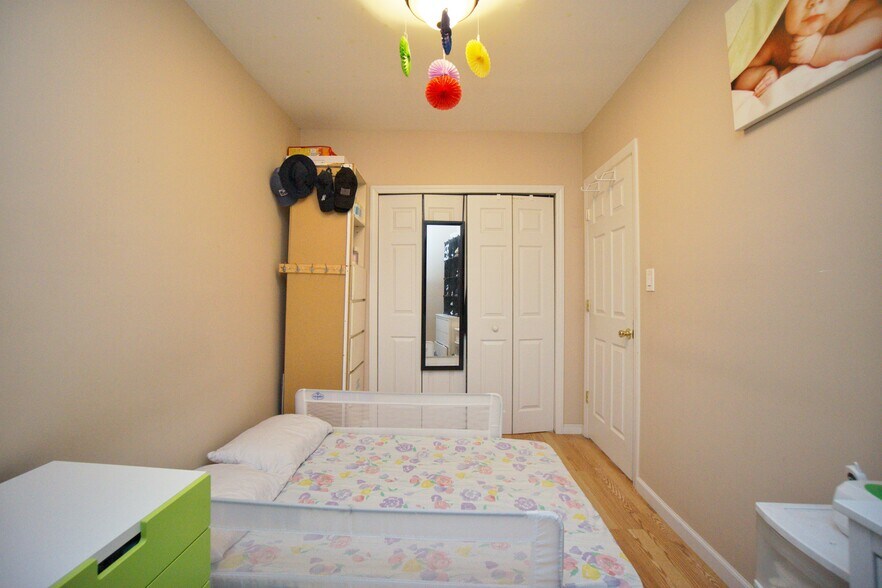 2611 Avenue U, Brooklyn, NY 11229 Storefront Retail Residential For